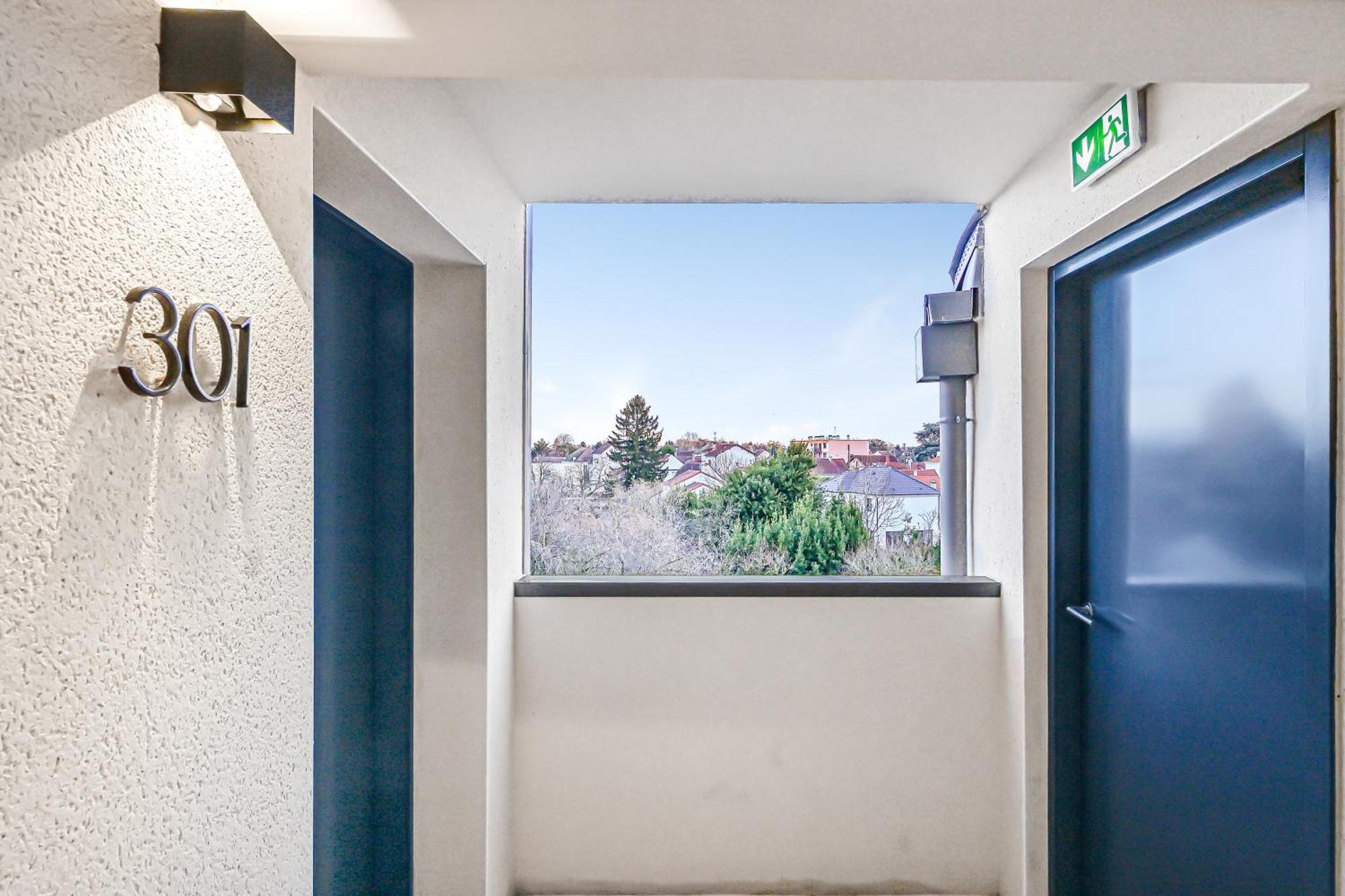 Jiji Suites Combs-la-Ville Ngoại thất bức ảnh